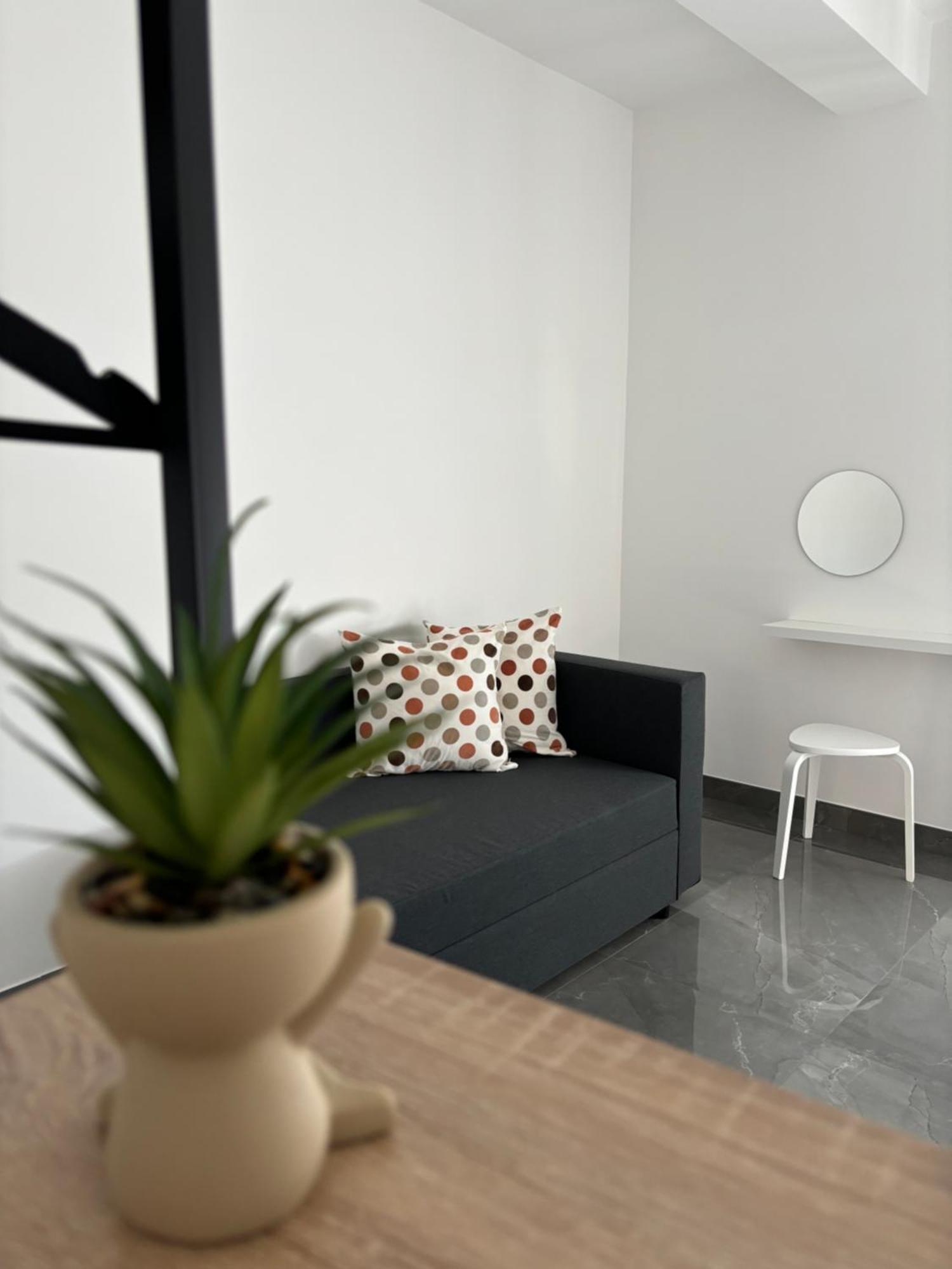 Louis Helen Apartment Neapel Exteriör bild
